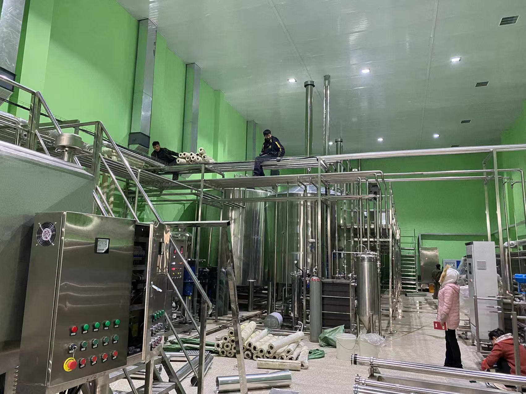 阳高精酿啤酒设备厂—精酿啤酒设备制造:传承工艺与创新科技的交融